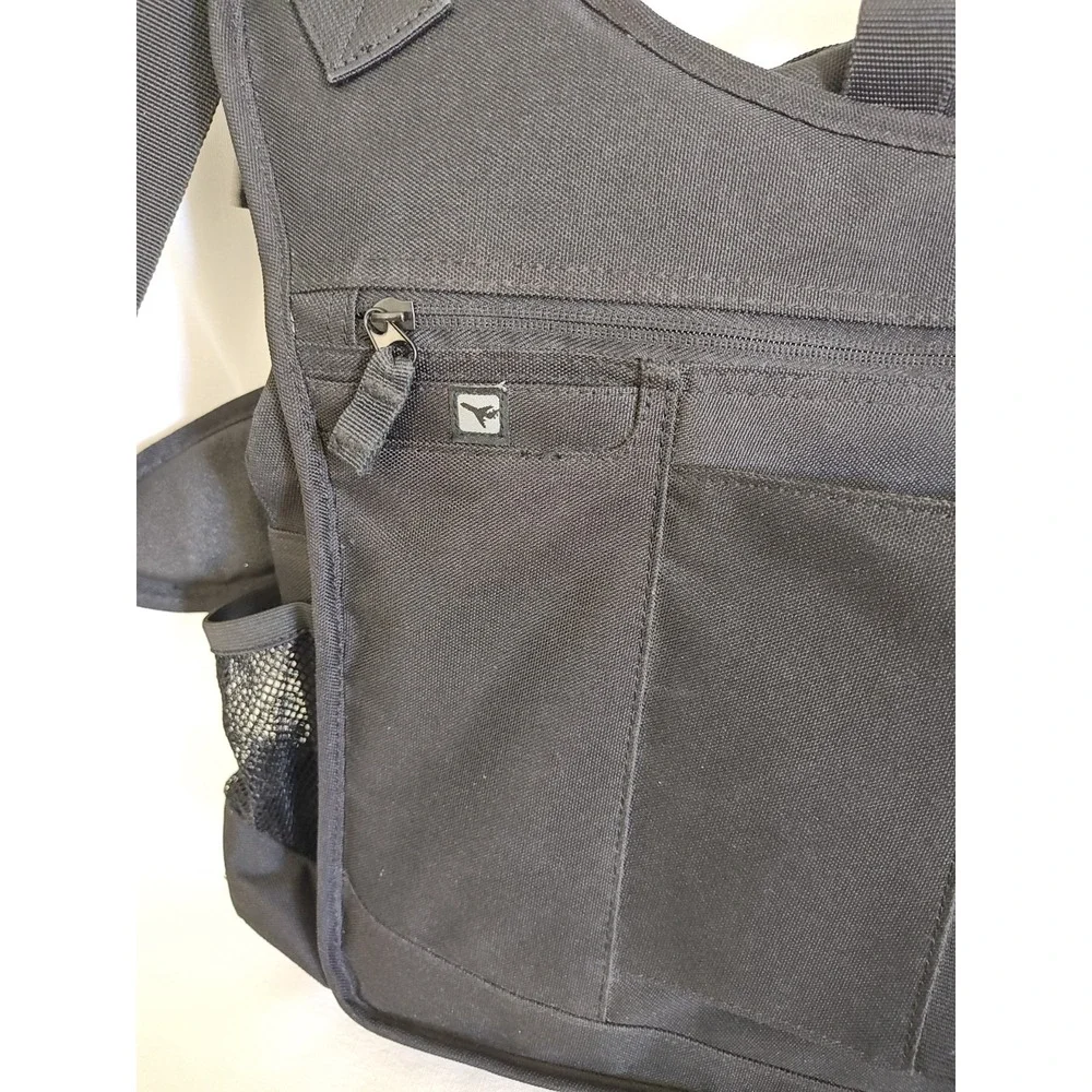 OGIO Tech Specs HTC Laptop Sleeve Black Nylon Multi Pockets Messenger Bag Clean!